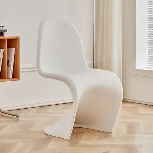 NNEOBA Designer Plastic Dining Chairs Space Saving Ergonomic Apartment Makeup Chair White Fashion Meubles De Salon Interior Furniture
